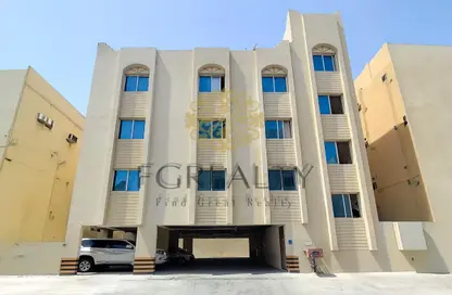 Whole Building - 2 Bedrooms - 7+ Bathrooms for sale in Madinat Khalifa Building 58 - Madinat Khalifa South - Madinat Khalifa - Doha
