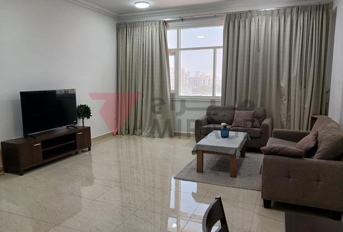 884259 - Property Image 2