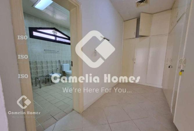 971907 - Property Image 3