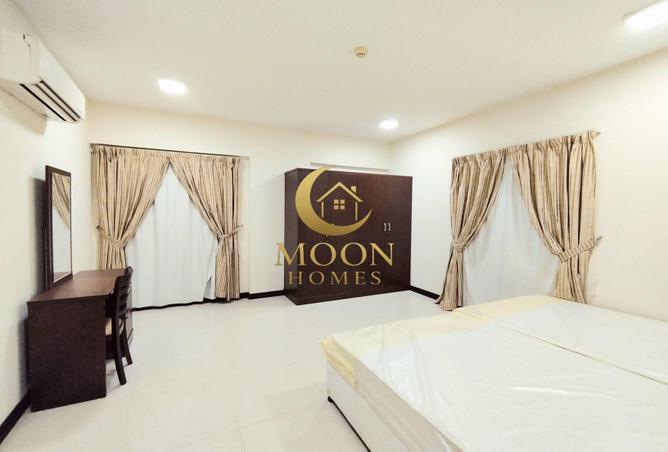 972035 - Property Image 3