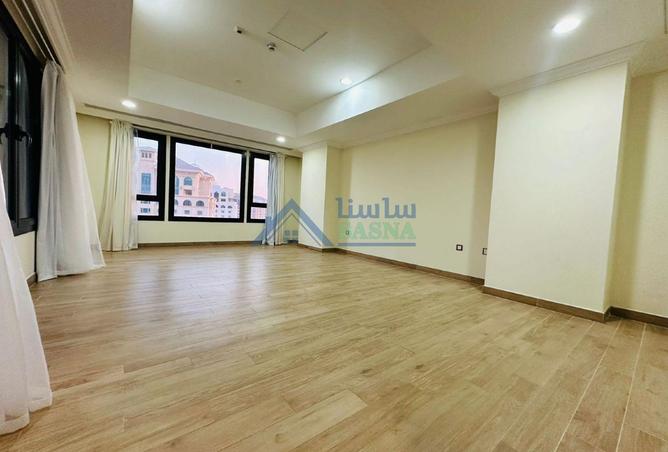 952269 - Property Image 3