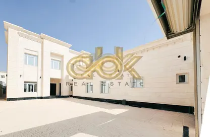 Villa - 7 Bedrooms - 7+ Bathrooms for sale in Izghawa - Izghawa - Doha Villa - 7 Bedrooms - 7+ Bathrooms for sale in Izghawa - Izghawa - Doha