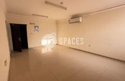 Whole Building - 2 Bedrooms - 2 Bathrooms for rent in Old Airport Residential Apartments - Old Airport Road - Doha