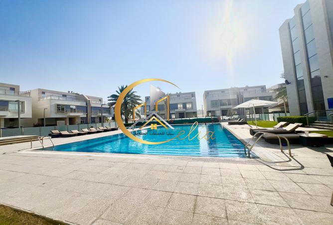 955611 - Property Image 3