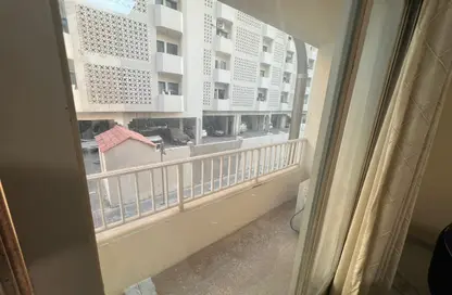 Apartment - 2 Bedrooms - 2 Bathrooms for rent in Al Aqaria Tower - Old Salata - Salata - Doha