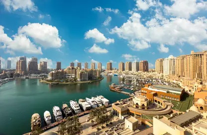 Apartment - 3 Bedrooms - 3 Bathrooms for rent in Burj Eleganté - Porto Arabia - The Pearl Island - Doha