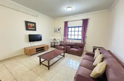 Living Room image for: Apartment - 2 Bedrooms - 2 Bathrooms for rent in Ibn Asakir Street - Najma - Doha, Image 1