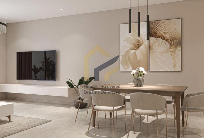 930322 - Property Image 2