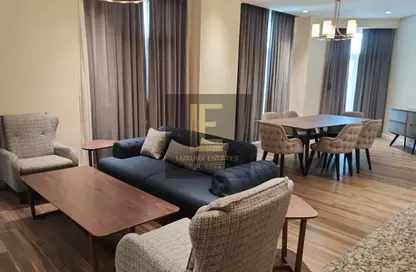 Apartment - 3 Bedrooms - 5 Bathrooms for sale in Floresta Gardens - The Pearl Island - Doha