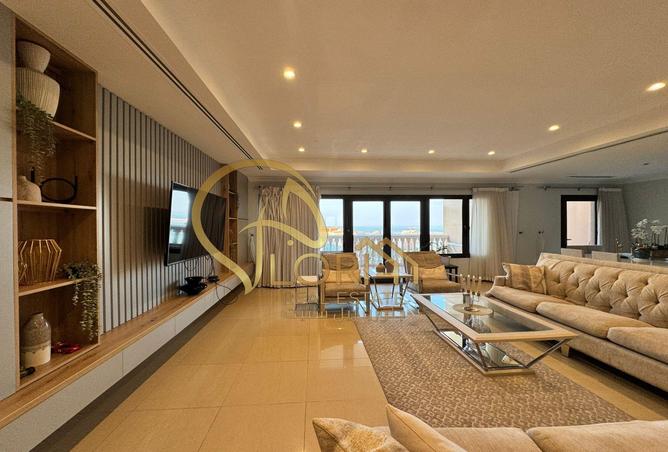 953131 - Property Image 3