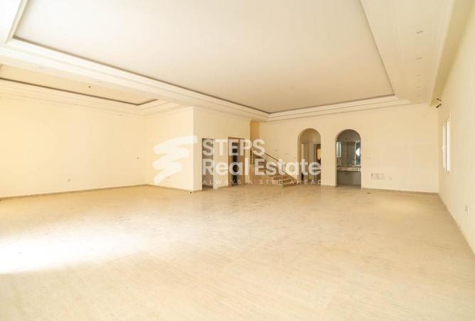 923945 - Property Image 3