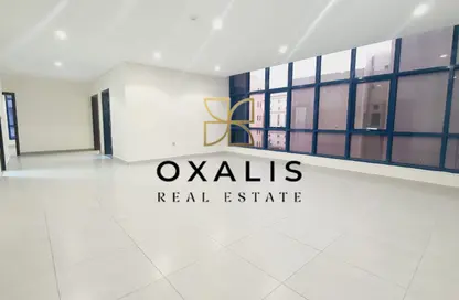 Apartment - 3 Bedrooms - 3 Bathrooms for rent in Fereej Bin Mahmoud South - Fereej Bin Mahmoud - Doha