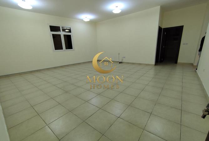 975118 - Property Image 2