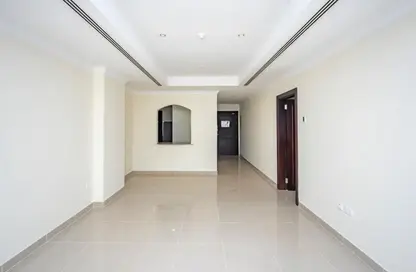 Apartment - 1 Bedroom - 2 Bathrooms for sale in East Porto Drive - Porto Arabia - The Pearl Island - Doha