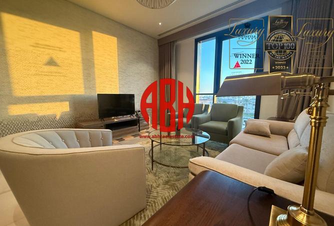 930406 - Property Image 3