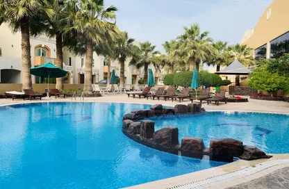 شقة - 2 غرف نوم - 3 حمامات للايجار في برج السامرية الغربي - برجي السامرية التوأم - الخليج الغربي - الدوحة