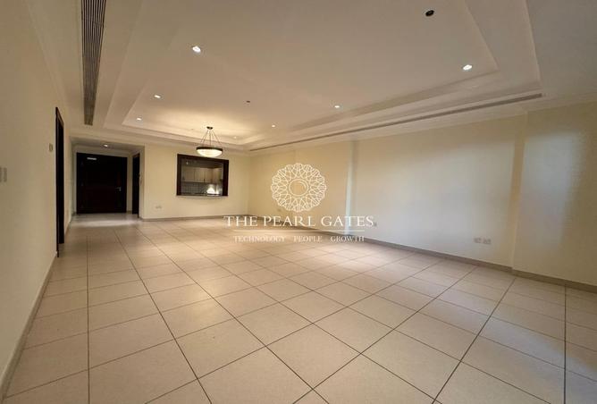 952866 - Property Image 2