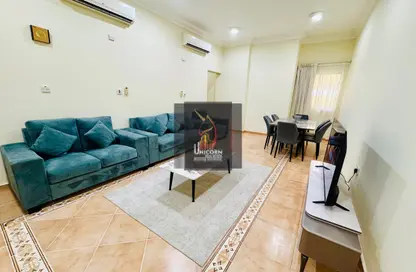 Apartment - 2 Bedrooms - 2 Bathrooms for rent in Bin Omran 35 - Fereej Bin Omran - Doha