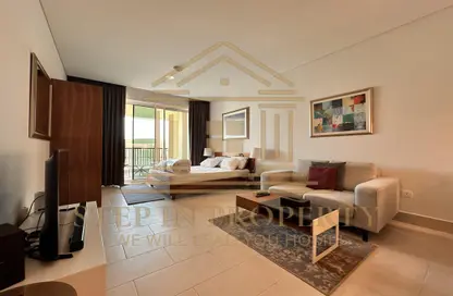 Apartment - Studio - 1 Bathroom for rent in Viva East - Viva Bahriyah - The Pearl Island - Doha
