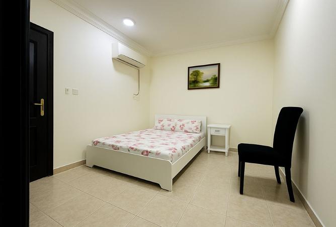 964309 - Property Image 2