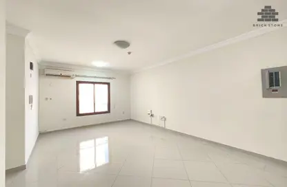 Apartment - 4 Bedrooms - 3 Bathrooms for rent in EB12 - Fereej Bin Mahmoud North - Fereej Bin Mahmoud - Doha