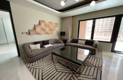 Apartment - 1 Bedroom - 2 Bathrooms for rent in West Porto Drive - Porto Arabia - The Pearl Island - Doha