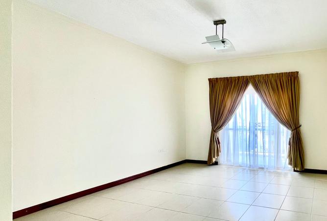 969386 - Property Image 2