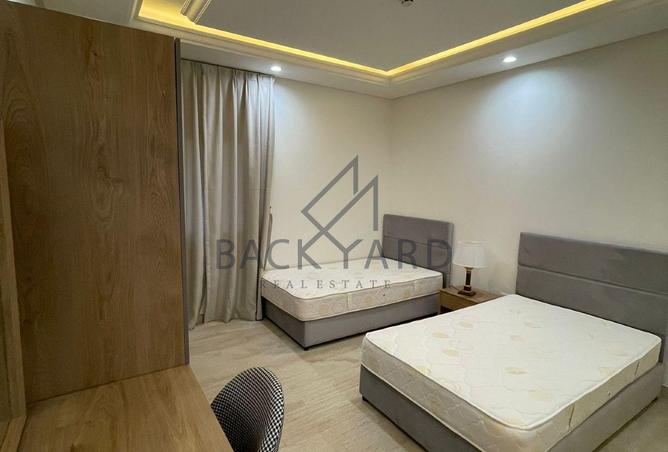 989035 - Property Image 2