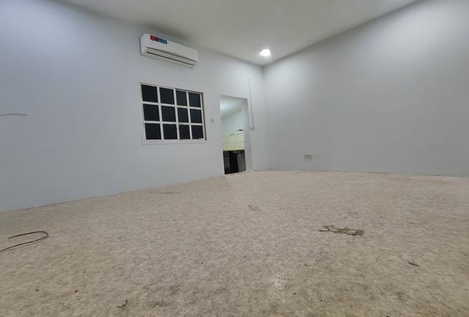 975590 - Property Image 3