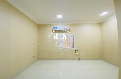 شقة - 2 غرف نوم - 2 حمامات للايجار في السد - الدوحة