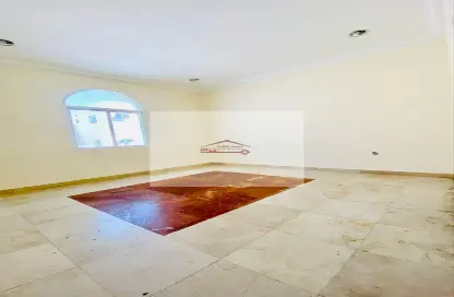 Empty Room image for: Compound - 7 Bedrooms - 7 Bathrooms for rent in Bu Hamour Street - Abu Hamour - Doha, Image 1