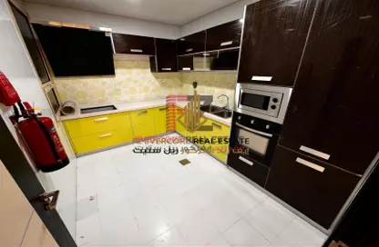 شقة - 2 غرف نوم - 3 حمامات للايجار في شارع المنارة - السد - الدوحة