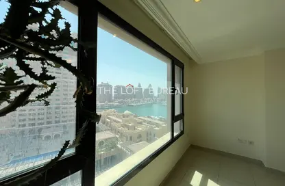 Apartment - 1 Bedroom - 2 Bathrooms for rent in West Porto Drive - Porto Arabia - The Pearl Island - Doha