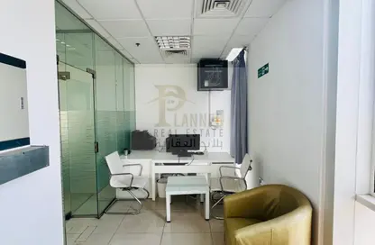 مساحات مكتبية - استوديو - 2 حمامات للايجار في شارع المنتزه - المنتزه - الدوحة