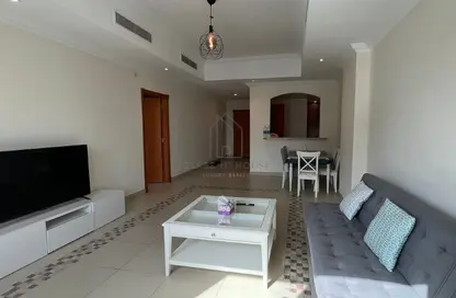Apartment - 1 Bedroom - 2 Bathrooms for rent in West Porto Drive - Porto Arabia - The Pearl Island - Doha