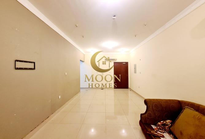 974674 - Property Image 2