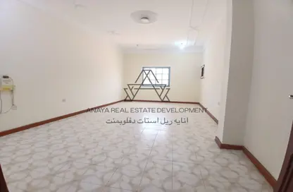 Apartment - 3 Bedrooms - 3 Bathrooms for rent in Al Mansoura - Doha