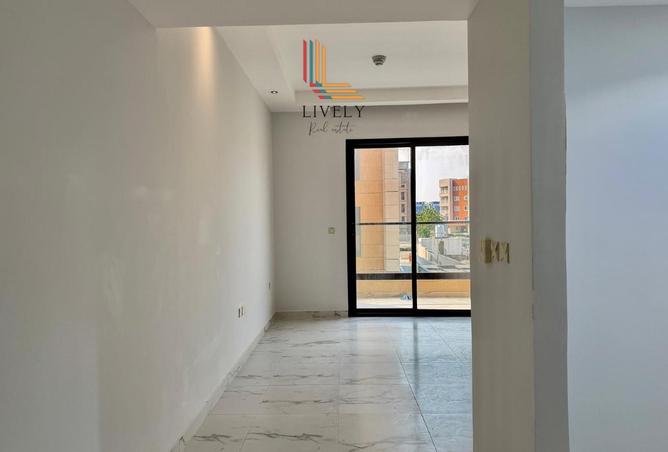 999734 - Property Image 2