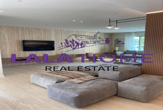 967908 - Property Image 2