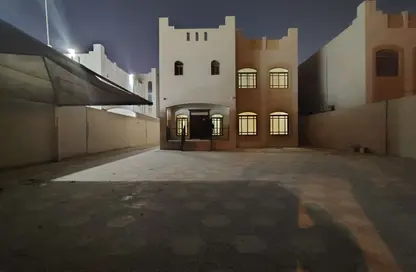 Villa - 6 Bedrooms - 6 Bathrooms for rent in Ain Khaled Villas - Ain Khaled - Doha