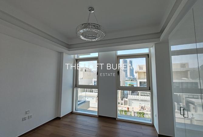 993166 - Property Image 3