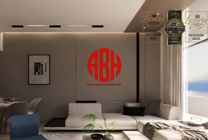 930288 - Property Image 2