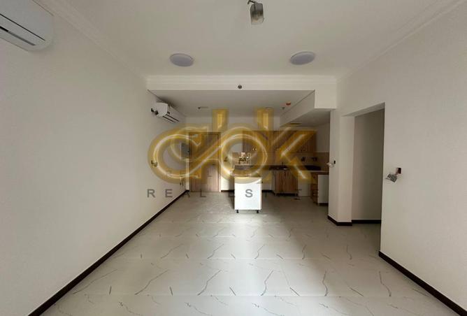 787125 - Property Main Image