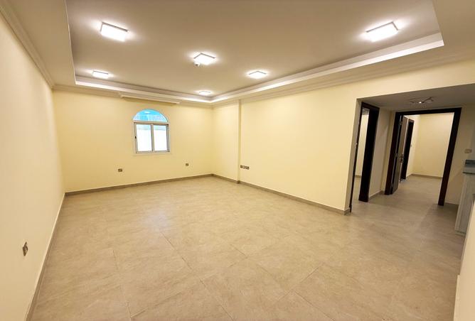 937851 - Property Image 2
