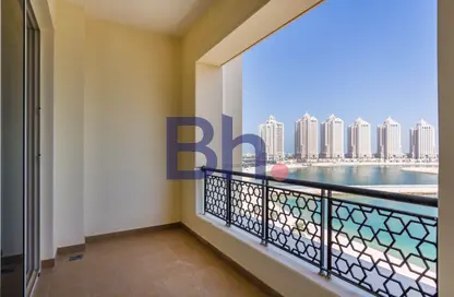 Apartment - 2 Bedrooms - 3 Bathrooms for rent in Viva West - Viva Bahriyah - The Pearl Island - Doha