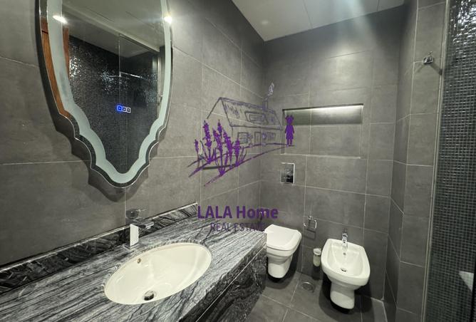 887077 - Property Image 3