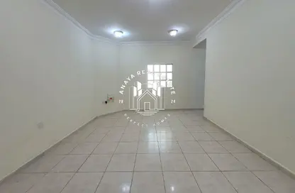 Apartment - 3 Bedrooms - 2 Bathrooms for rent in Madinat Khalifa South - Madinat Khalifa - Doha Apartment - 3 Bedrooms - 2 Bathrooms for rent in Madinat Khalifa South - Madinat Khalifa - Doha