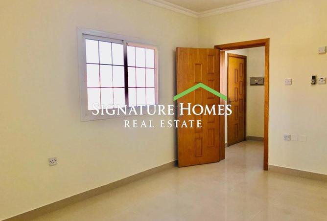 966002 - Property Image 3