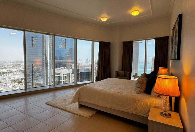 932668 - Property Image 3