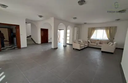 Villa - 4 Bedrooms - 5 Bathrooms for rent in New Salata - Salata - Doha